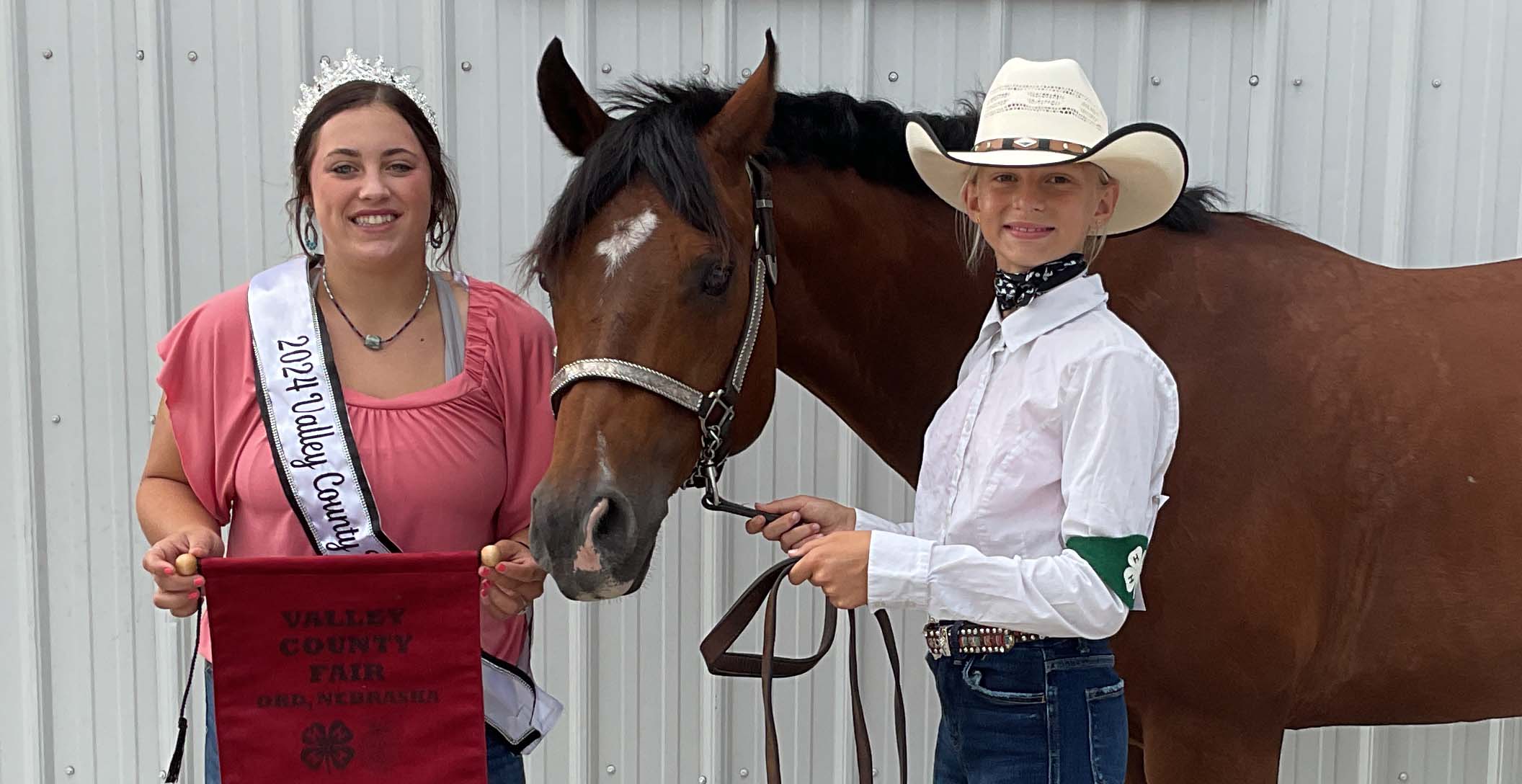 horse with 4-H rider and award