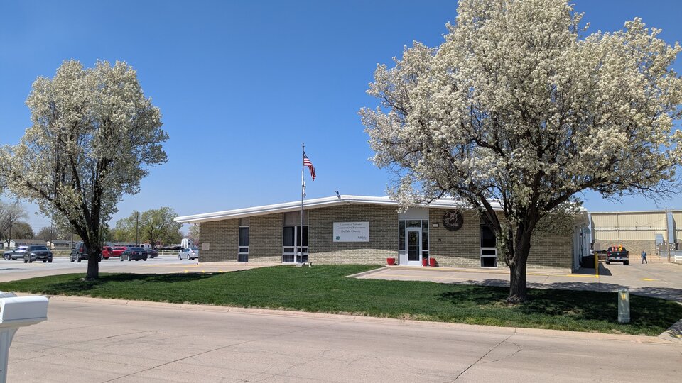 Buffalo County Extension building in the spring