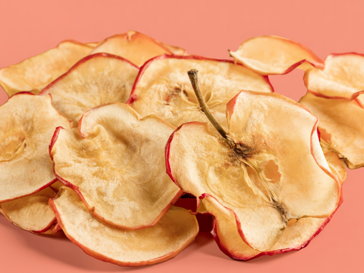 Thin slices of dehydrated apple