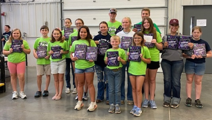 Kids with 4-H awards